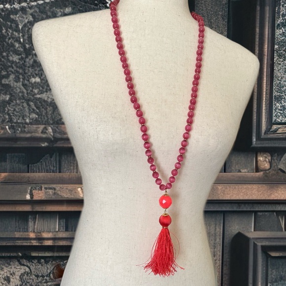 KATE SPADE • Swing of Things Tassel Necklace - Picture 4 of 5